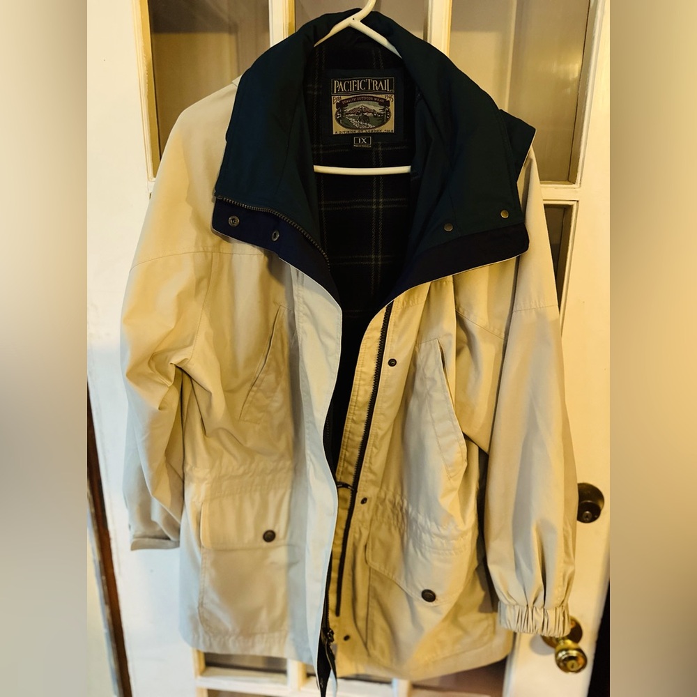 Pacific Trail Outdoor Wear Men’s Lined Tan Coat Removable Hood Size 1x